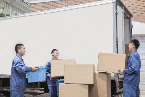 Governing law and dispute terms for UK moving services